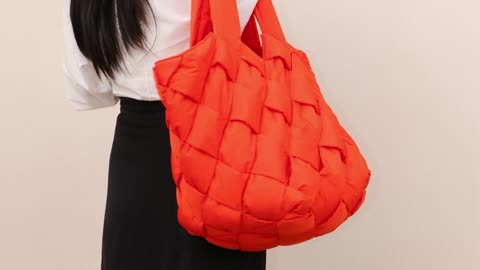 do you like puffer bag #bag #pufferbag #puffybag #handbag #oem #odm #bagfactory #fyp #totebag