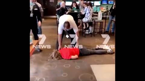BREAKING : Melbourne Security Guard Chokes a Teen Unconscious For Not Wearing a Face Mask -TNTV.