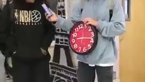 SO CAN HIGH SCHOOL KIDS READ A CLOCK ?