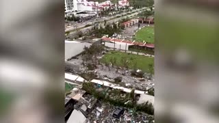 Hurricane Otis witness surveys devastation in Acapulco