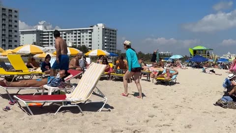 🇺🇸 Hot day at Miami beach walk | beach walk 4k