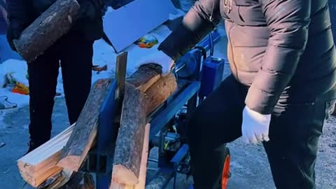 Chopping firewood firewood artifact 2058