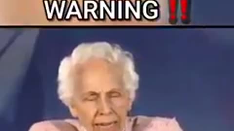 Colgate toothpaste and its warning is exposed by this elderly woman.