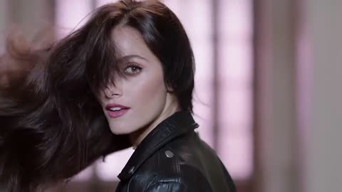 L'Oréal Paris Argentina Casting Créme Gloss Commercial (2017)