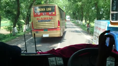 Driver got Skills - Dangerous Bus Driving