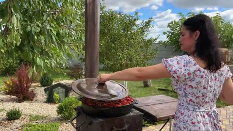 Wild Amazons of the Lake! Cooking and Preservation of Crayfish with Shellfish