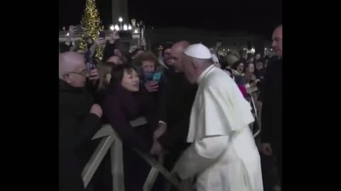 Report: Pope Francis Shocks Seminarians – Starts Hurling F-Bombs During Private Papal Audience.