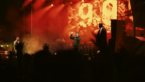 Benny Blanco Juice WRLD - Roses ft. Brendon Urie (Official Live Performance Video) | SOLARSHOT