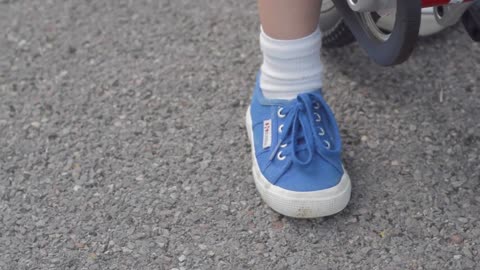 Teach a child to ride a bike quickly and simply Cycling UK