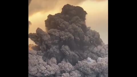 That's a Spicy Meatball! Italy's Stromboli Volcano Explodes in Major Eruption