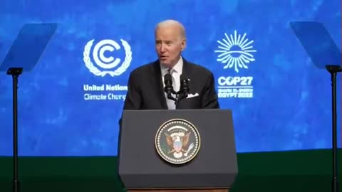 Biden has trouble reading the teleprompter