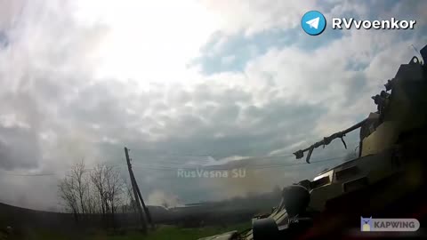 Russian soldiers fight off Ukranian ambush with APC and RPGs