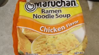 Eating Maruchan Ramen Noodle Chicken Flavor, Dbn, MI, 12/30/23