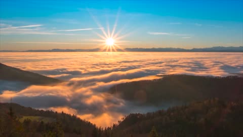 MOUNTAIN SEA CLOUD VIEWS WITH RELAXING MUSIC