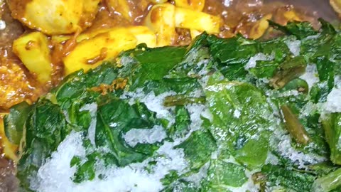 Very easy dinner recipe chicken potatoes and spinach cury