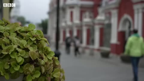 Footage shows harsh conditions of military call-up centres in Russia - BBC News