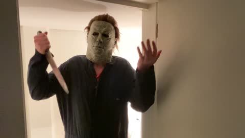 Don't Wear Glow In The Dark Nail Polish if you are being chased by Michael Myers