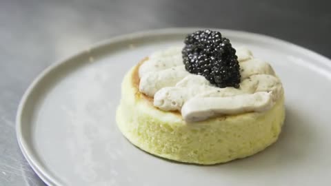 CAVIAR Soufflé Pancake