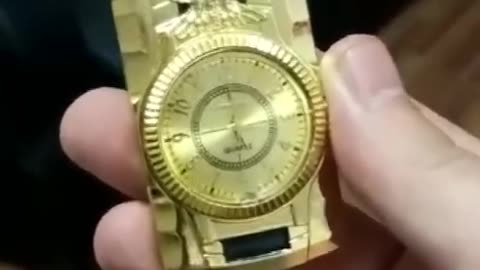 Luxurious-Lighter-Watch