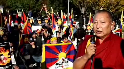 Métodos do Regime Chinês Para Difamar os Monges Tibetanos são Revelados por um Lama Exilado