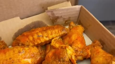 Pizza box full of wings 😩 #grubspot #chicken #wings #food #foodtiktok