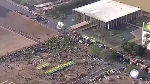 Pro and anti-Bolsonaro Independence Day protests