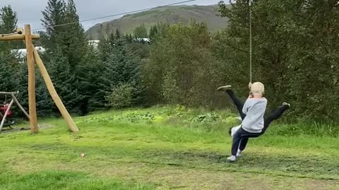 Dad Reflex Saves Son From Brother on Zipline