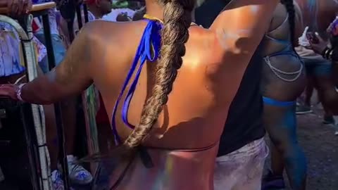 CARNIVAL TWERKING