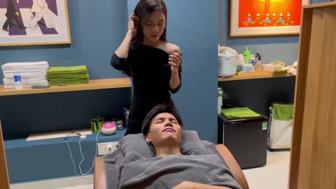 正妹越南按摩，遇见多了真的会日久生情！Excellent massage by young vietnamese girl