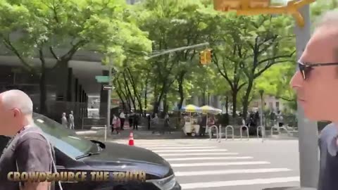 Benjamin Wittes confronted at Trump Trial