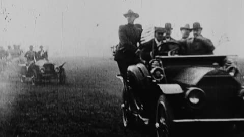 Colonel Roosevelt Flies in Arch Hoxsey's Plane in St. Louis (1910 Original Black & White Film)