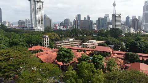 Street Food in Malaysia - ULTIMATE MALAYSIAN FOOD in Kuala Lumpur!