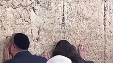 Javier Milei cries at the wailing wall - over the loss of his own soul? calls for the 3rd Jewish Temple (updated)