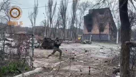 Ukraine War - Street fighting in Mariupol