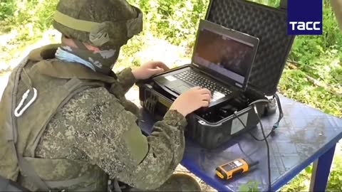 Video degli operatori di droni russi