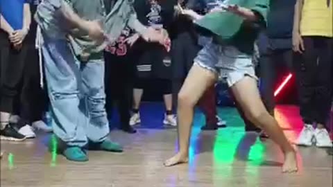 Mind blowing Kid's dance