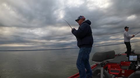 Sam Rayburn Texas catching Winter Fish