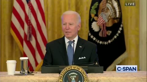 Biden appelle Peter Doocy un " fils de pute" pour avoir posé une question sur l'inflation.