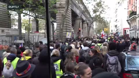 LIVE: Paris / France - Yellow vests gather for new round of anti-govt protests - 23.10.2021