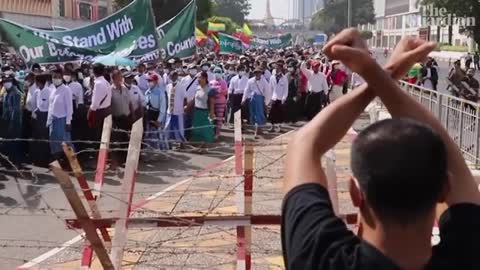 Police shoot into crowd in Myanmar as first pro-military rally takes place