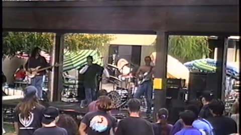 Rage Against the Machine FIRST LIVE CONCERT 1995