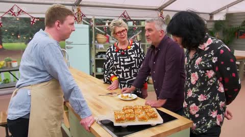 Celebrity Bake Off 4 2018