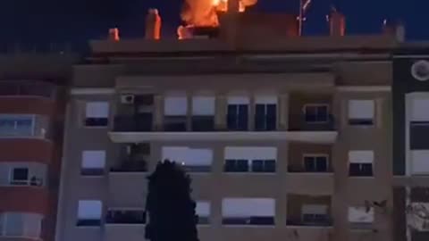 "5G tower on fire in spain" [ALERT]