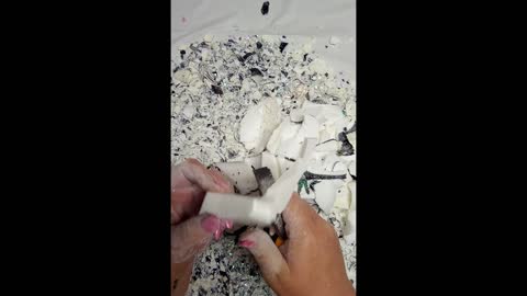 ASMR Black & White theme soap roses, balls & flowers with clay cracking
