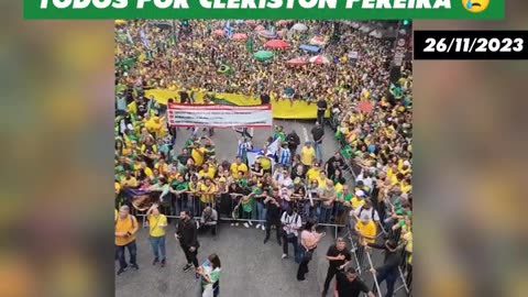 Avenida Paulista está novamente lotada de patriotas neste domingo, 26