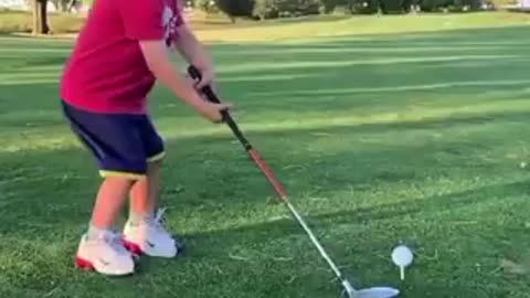 Little golf player