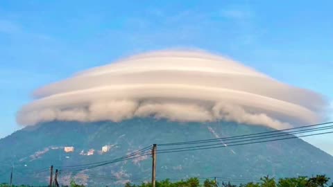 strange clouds in viet nam