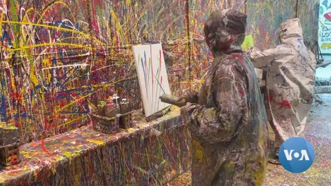 Virginia Visitors Splatter Stress Away in Paint Room | VOANews