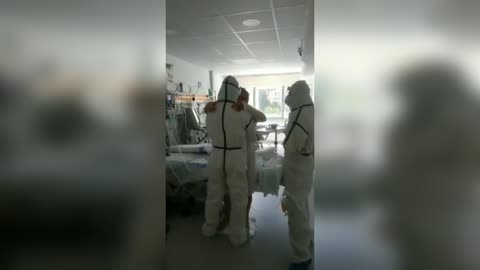 OAP COVID Patient Dances With Doc After 1st Standing Up