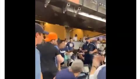 Yankees Mets Fans Unite